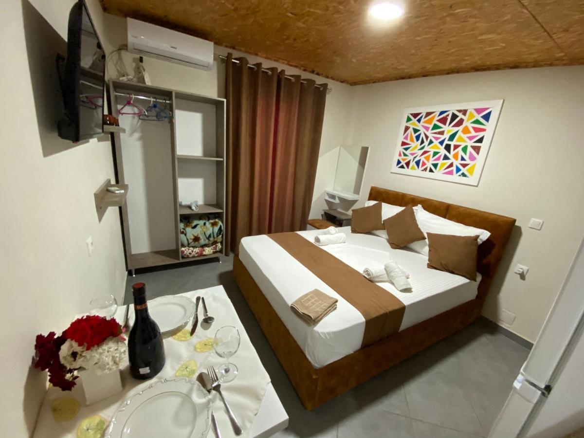 Full Moon Apartments Ksamil Esterno foto